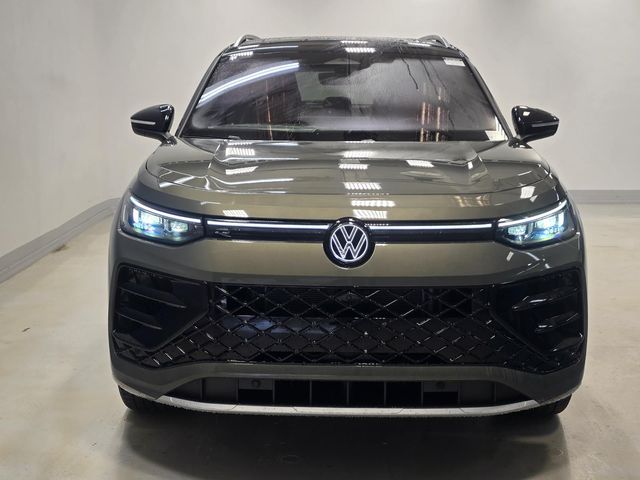 New 2026 Volkswagen Tiguan SEL R-Line Turbo SUV