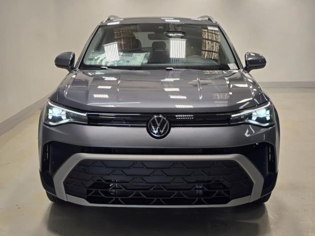 New 2026 Volkswagen Taos 1.5T SE SUV