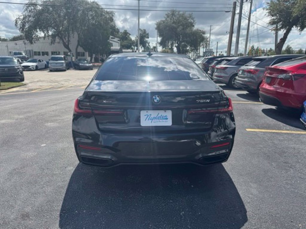 Used 2022 BMW 7 Series 750i xDrive Sedan