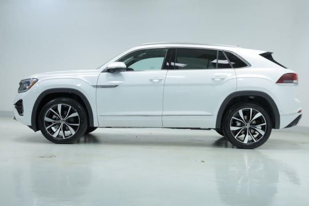 New 2026 Volkswagen Atlas Cross Sport SEL Premium R-Line SUV