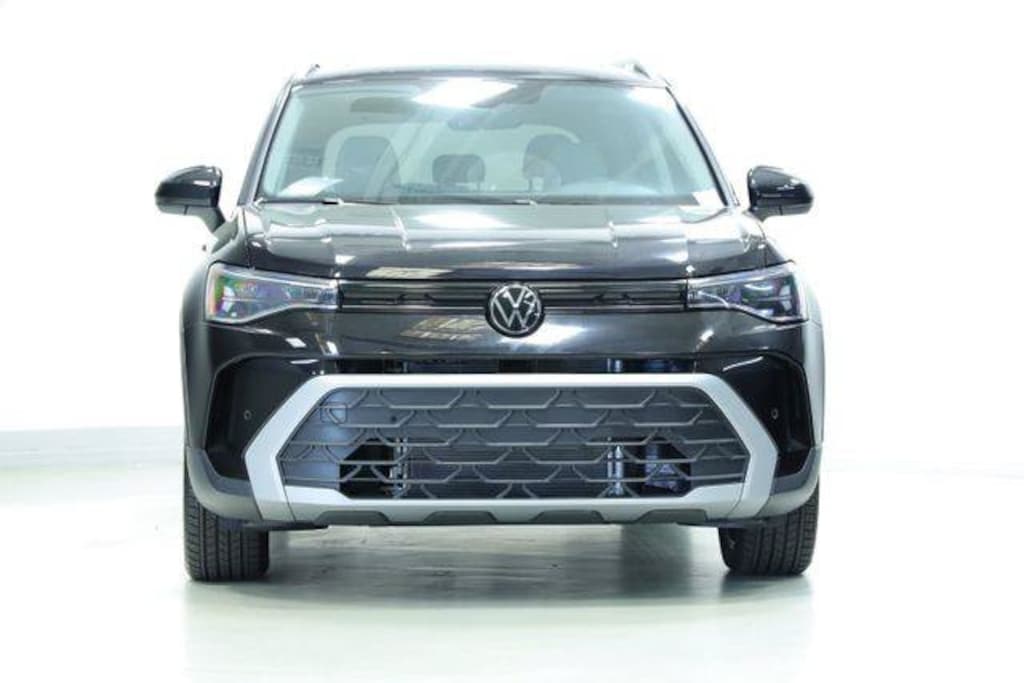 New 2026 Volkswagen Taos 1.5T SE SUV