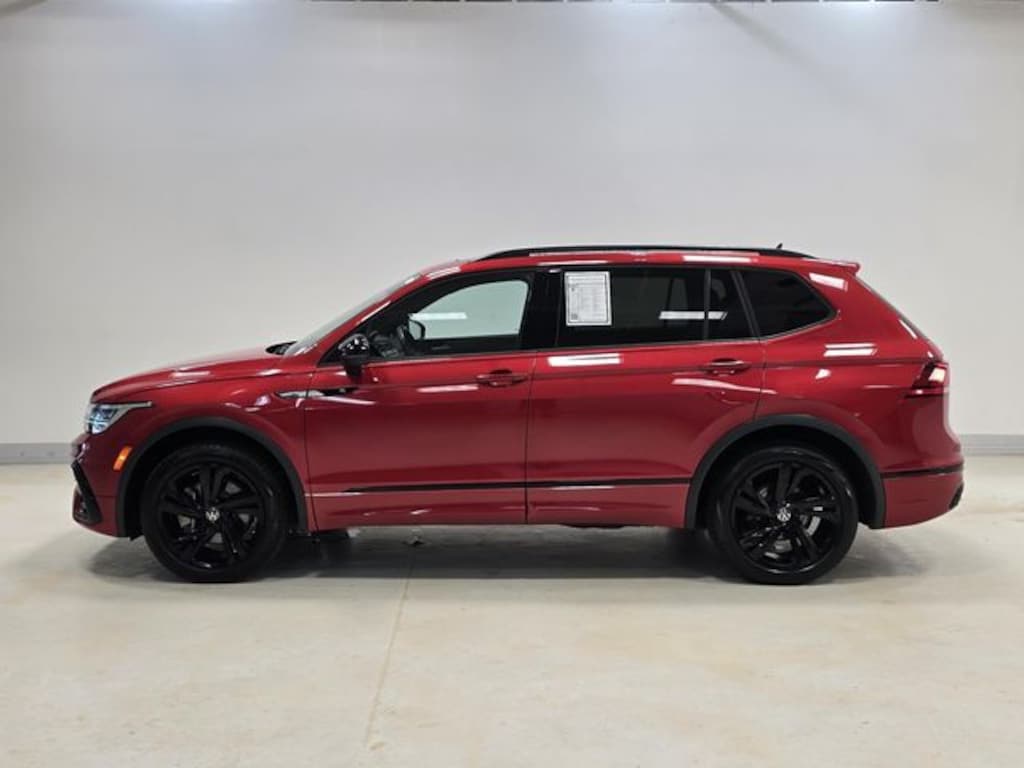 Certified 2024 Volkswagen Tiguan 2.0T SE R-Line Black SUV