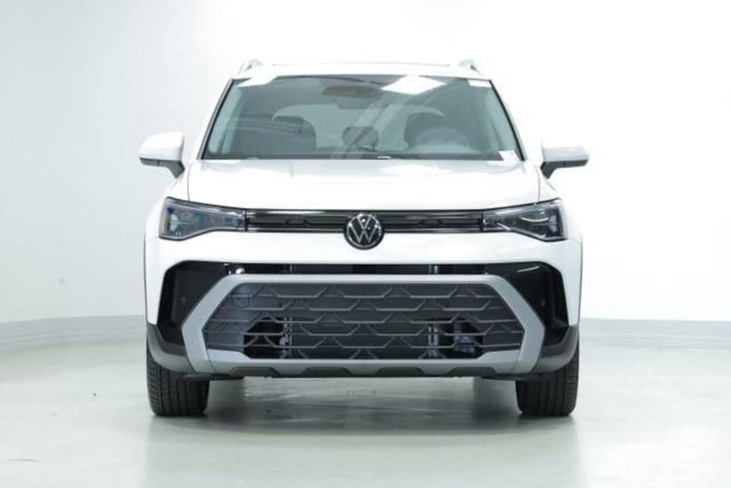 New 2026 Volkswagen Taos 1.5T SE SUV