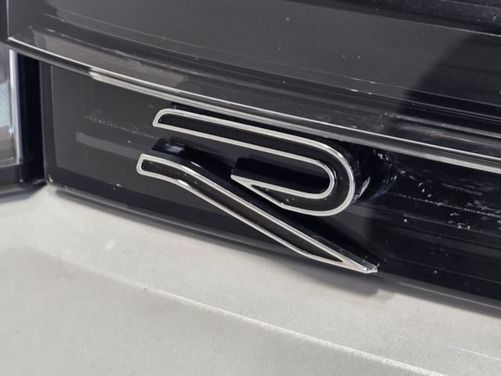 New 2026 Volkswagen Tiguan SE R-Line Black SUV