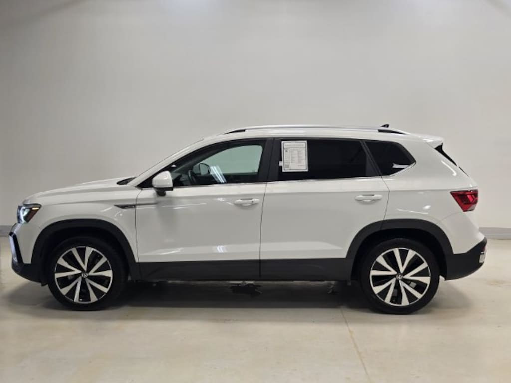Used 2023 Volkswagen Taos 1.5T SE SUV
