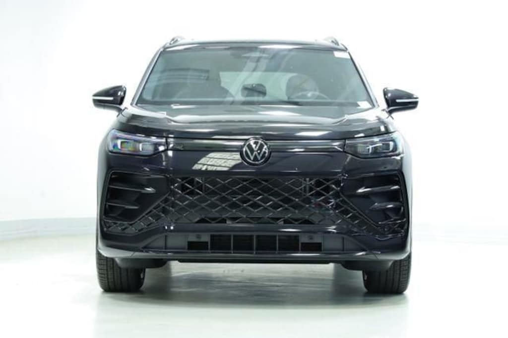 New 2026 Volkswagen Tiguan SE R-Line Black SUV