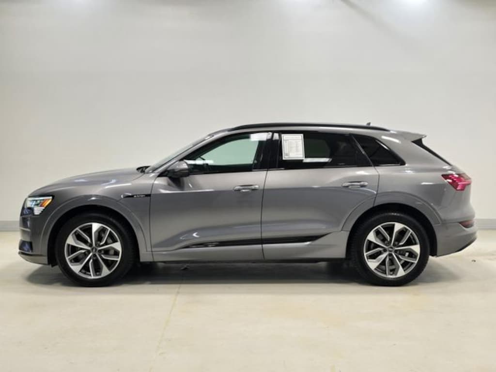 Used 2021 Audi e-tron Premium Plus SUV