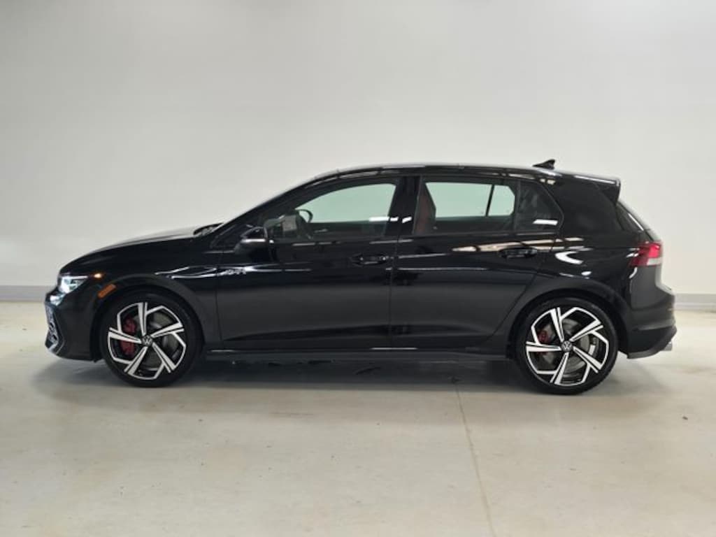 New 2026 Volkswagen Golf GTI SE Hatchback
