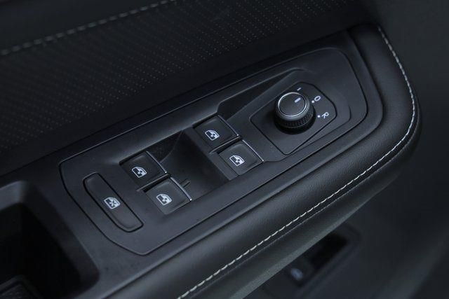 2026 Volkswagen Atlas SE w/Tech - Photo 30