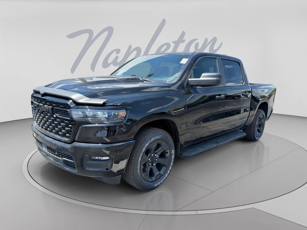 New 2026 Ram 1500 EXPRESS CREW CAB 4X4 5'7 BOX Pickup