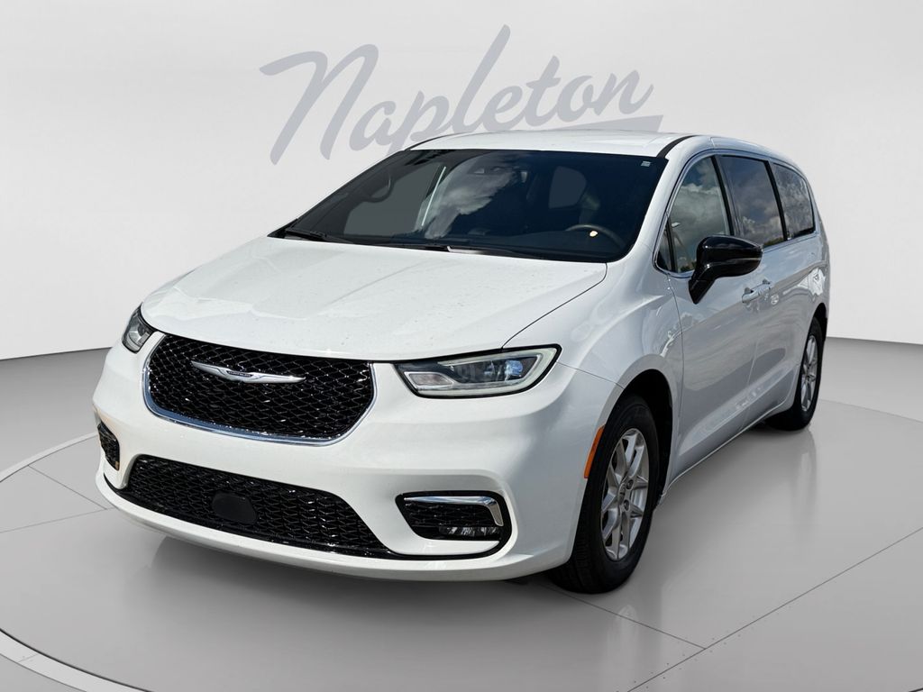 2025 Chrysler Pacifica