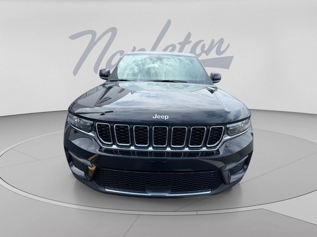 New 2026 Jeep Grand Cherokee LAREDO X 4X4 Sport Utility