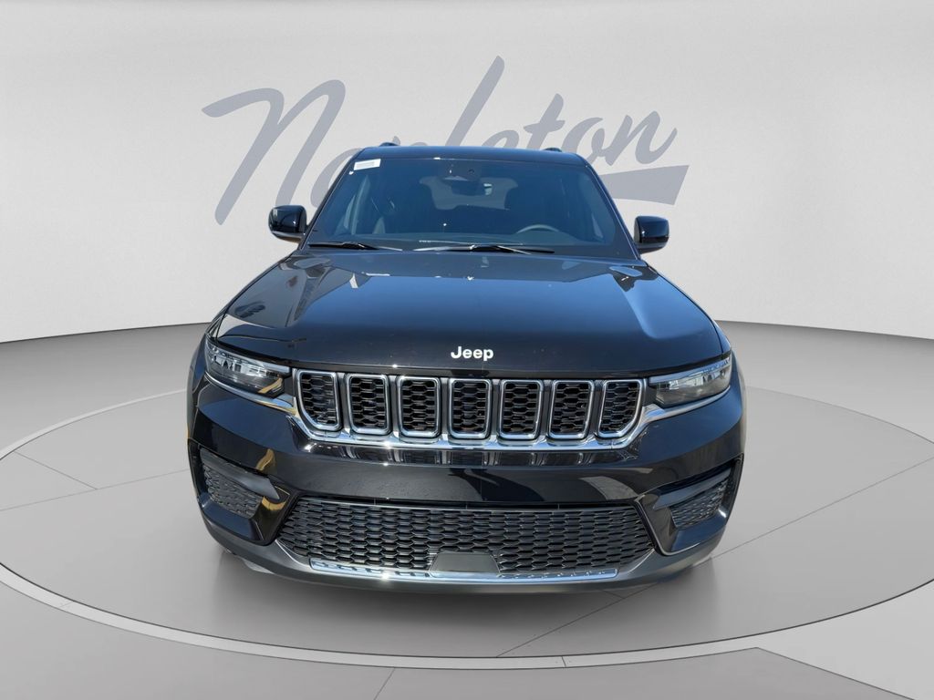 New 2026 Jeep Grand Cherokee LAREDO X 4X4 Sport Utility