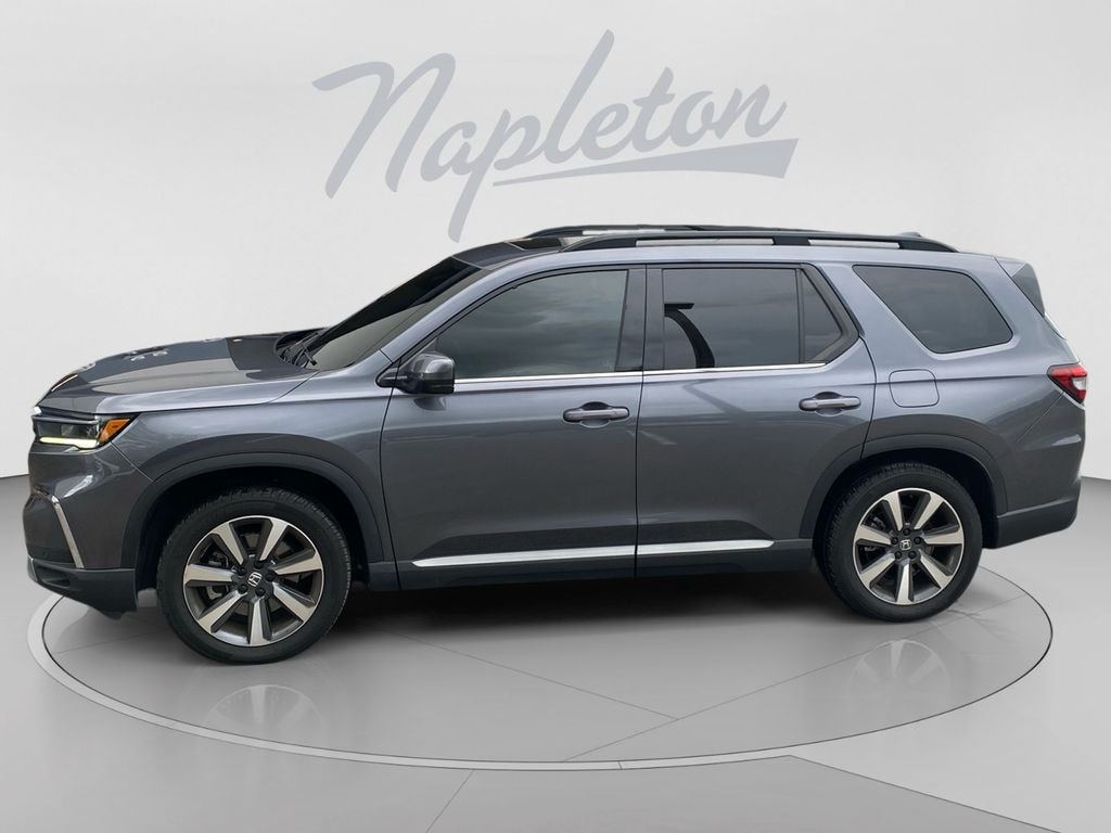 Used 2025 Honda Pilot Touring SUV
