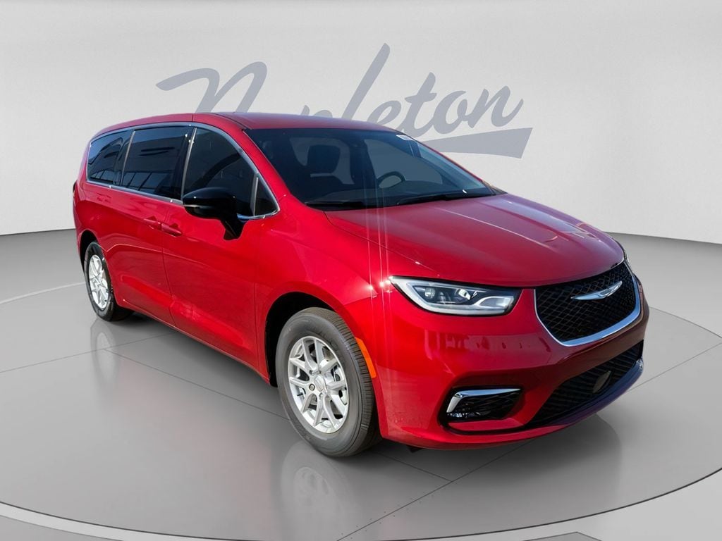 New 2026 Chrysler Pacifica SELECT Passenger Van