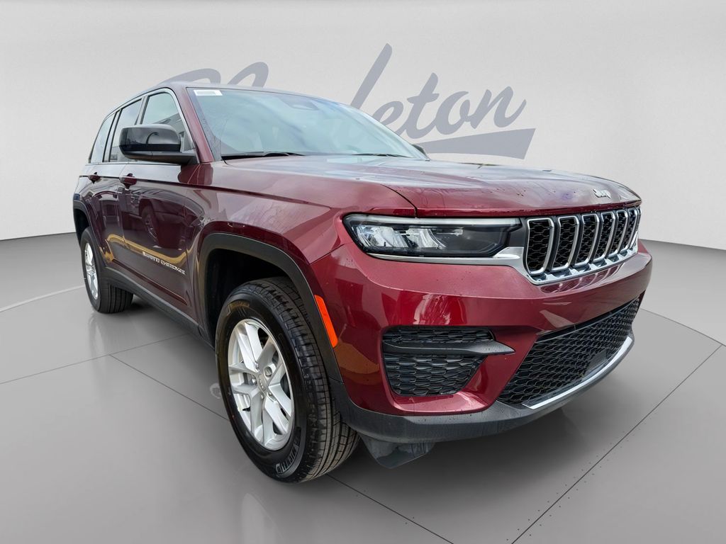 New 2026 Jeep Grand Cherokee LAREDO X 4X4 Sport Utility