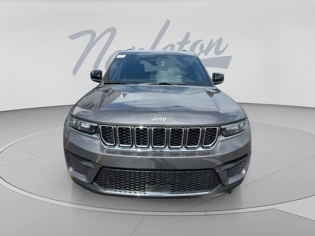 New 2026 Jeep Grand Cherokee LAREDO X 4X4 Sport Utility