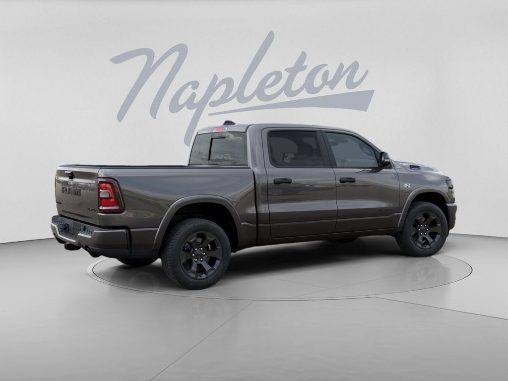 New 2026 Ram 1500 BIG HORN CREW CAB 4X4 5'7 BOX Pickup