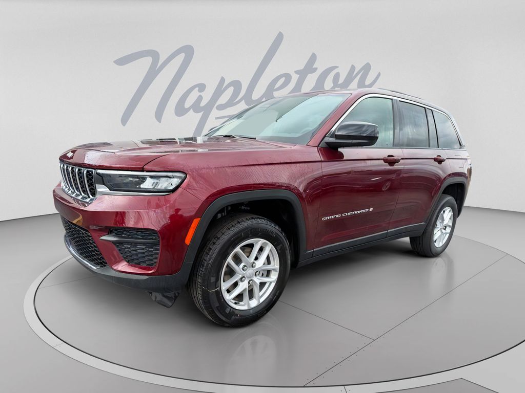 New 2026 Jeep Grand Cherokee LAREDO X 4X4 Sport Utility