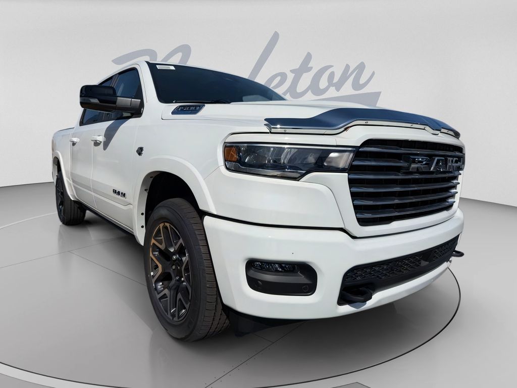 New 2026 Ram 1500 LARAMIE CREW CAB 4X4 5'7 BOX Pickup