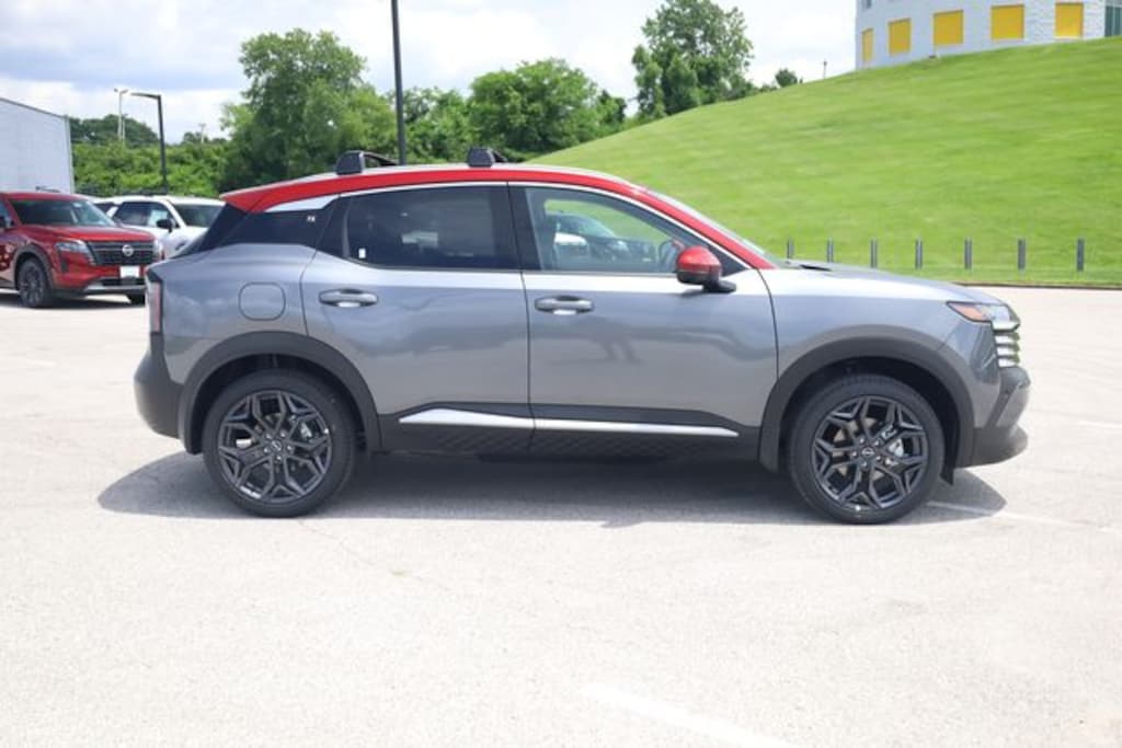 New 2026 Nissan Kicks SR SUV