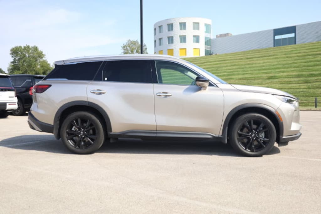 Used 2024 INFINITI QX60 LUXE SUV