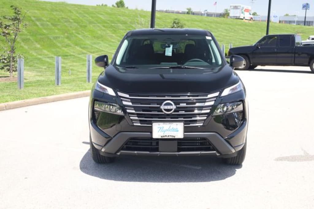 New 2026 Nissan Rogue SV SUV