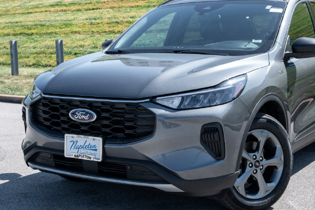 Used 2025 Ford Escape ST-Line SUV
