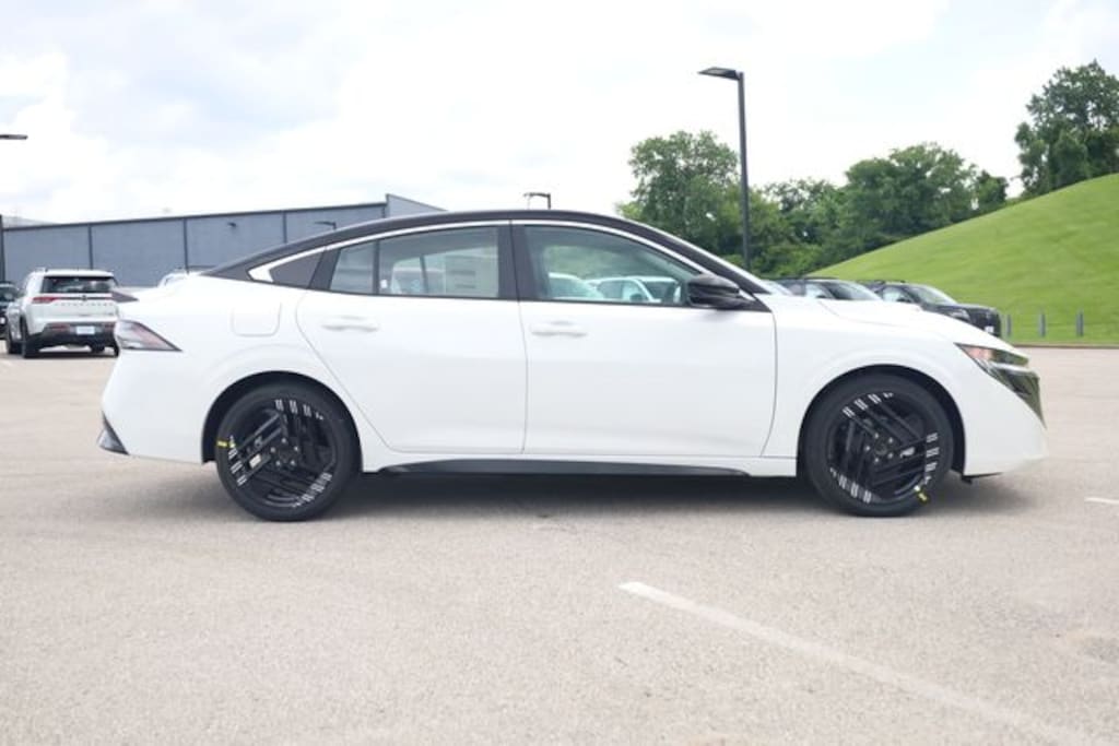New 2026 Nissan Sentra SR Sedan