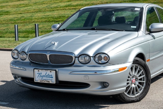 Used 2008 Jaguar X-Type Base with VIN SAJWA51A68WJ37174 for sale in St. Louis, MO