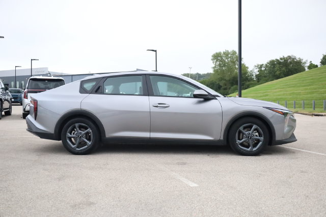 Used 2025 Kia K4 LXS Sedan