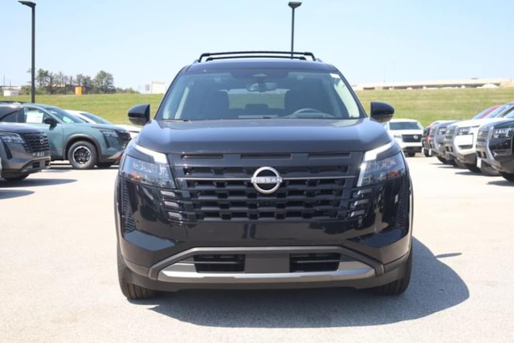 New 2026 Nissan Pathfinder Platinum SUV