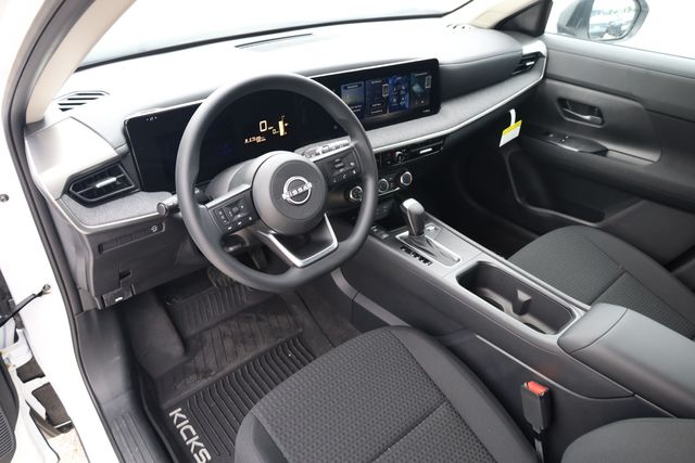 2026 Nissan KICKS S - Photo 10