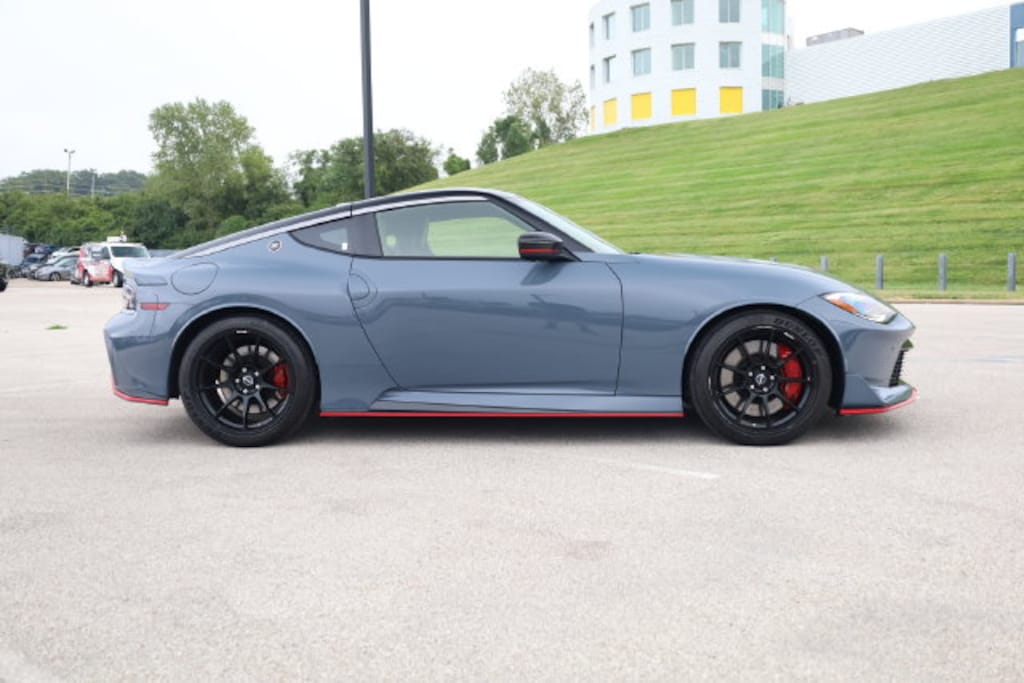 Certified 2025 Nissan Z Nismo Coupe