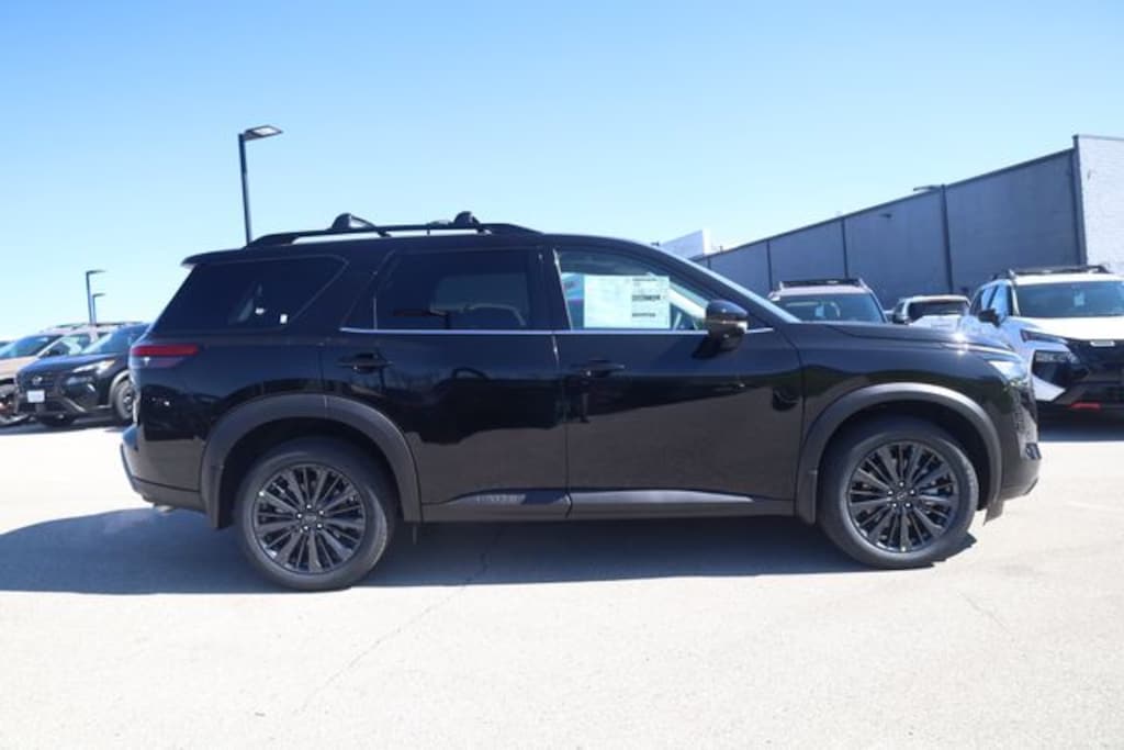 New 2026 Nissan Pathfinder SL SUV