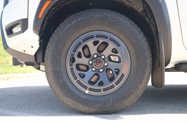 2026 Nissan Frontier PRO-4X - Photo 9