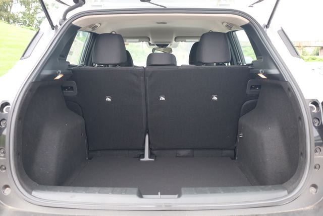 2026 Nissan KICKS S - Photo 24