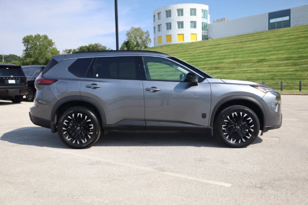 Certified 2026 Nissan Rogue Dark Armor SUV