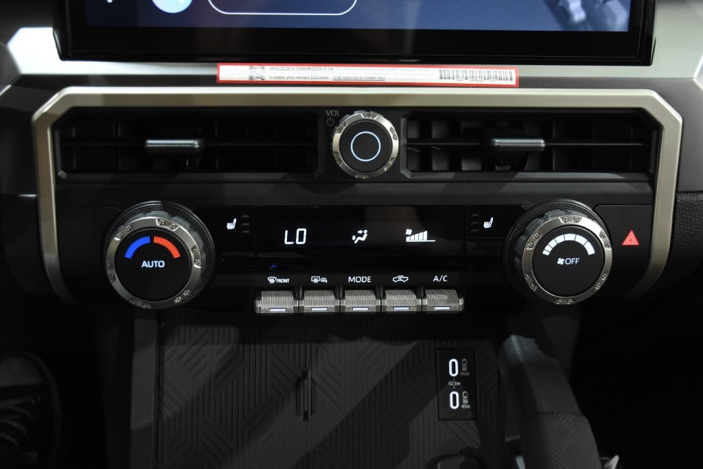 2026 Toyota Tacoma TRD Off Road - Photo 17