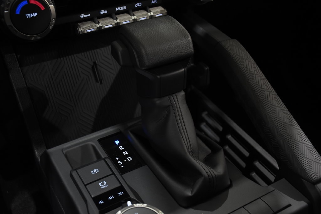 2026 Toyota 4Runner SR5 - Photo 24