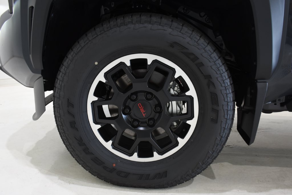 2026 Toyota Tacoma TRD Off Road - Photo 6