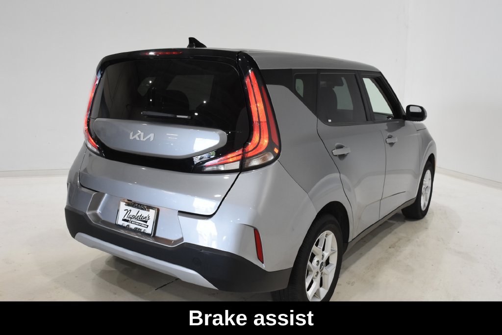 Used 2025 Kia Soul LX Hatchback