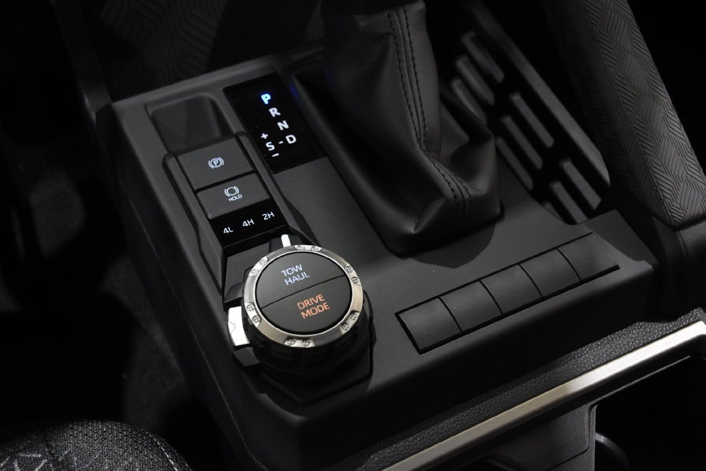 2026 Toyota 4Runner SR5 - Photo 25