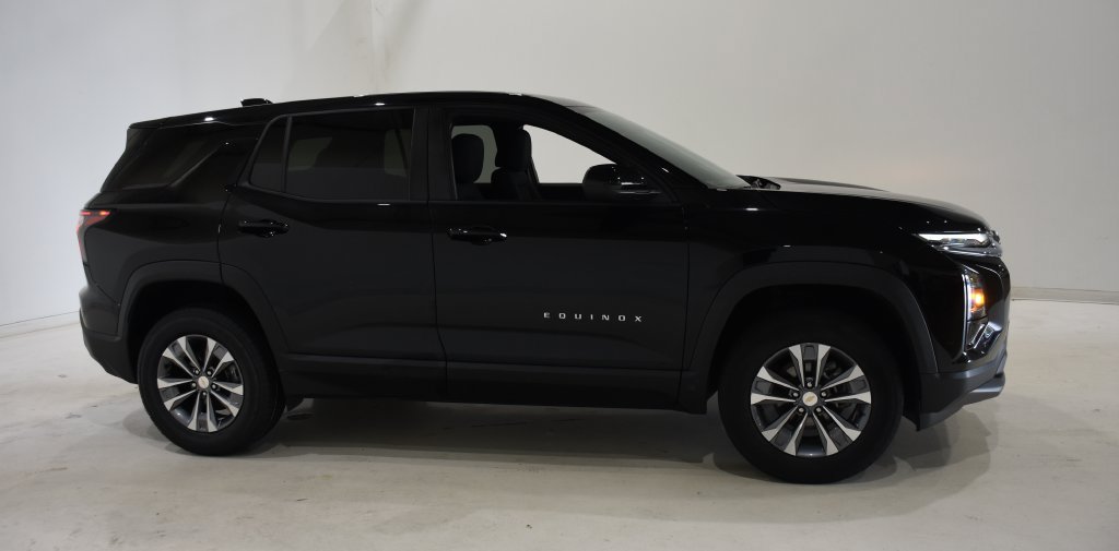 Used 2025 Chevrolet Equinox LT Sport Utility