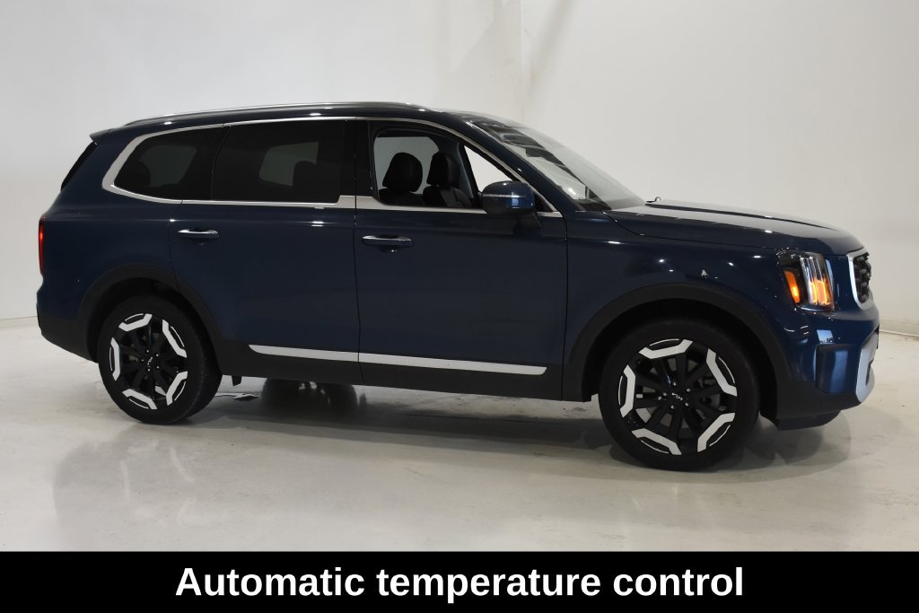 Used 2025 Kia Telluride S Sport Utility