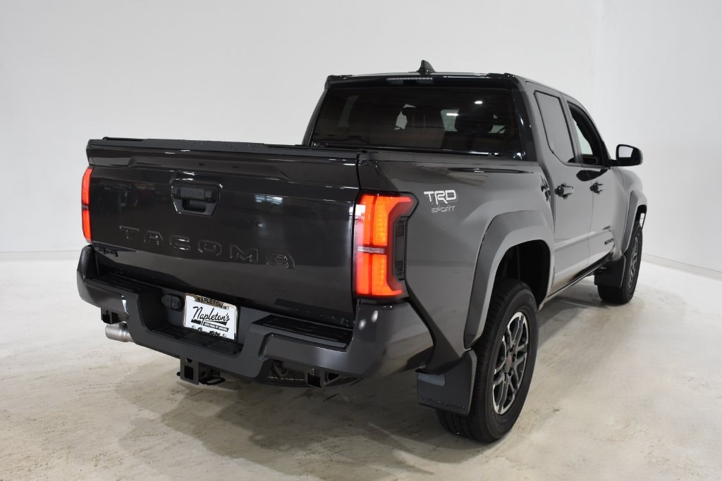 2026 Toyota Tacoma TRD Sport - Photo 4