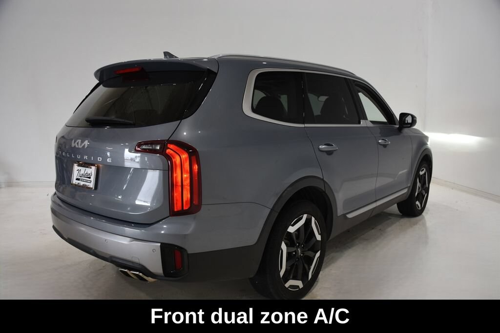 Used 2025 Kia Telluride S Sport Utility