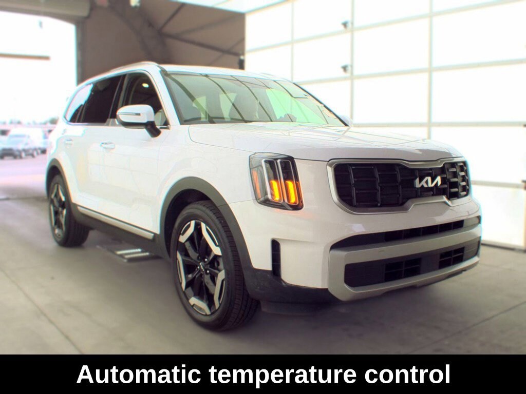 Used 2025 Kia Telluride S Sport Utility