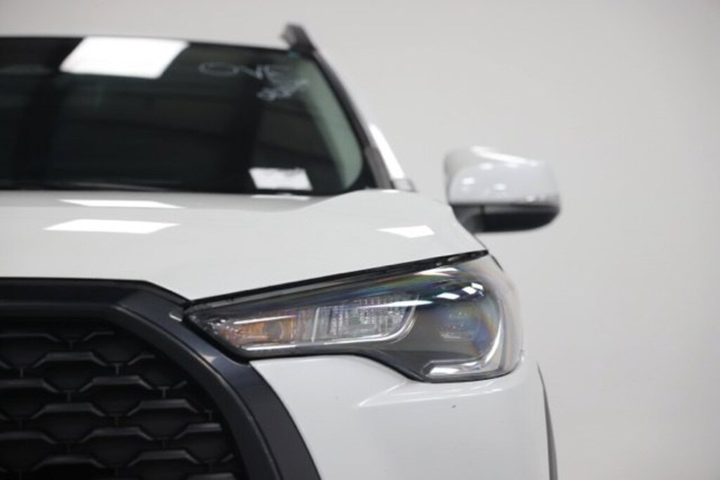 Used 2024 Toyota Corolla Cross LE SUV