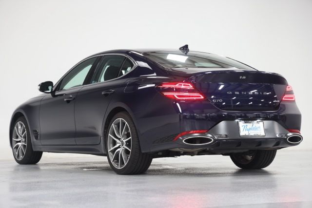 2026 GENESIS G70 Standard - Photo 9